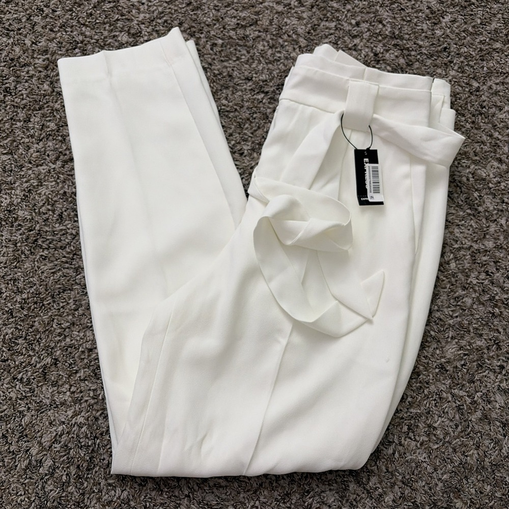 Express Ankle High Rise Pants Size 4R NWT White Flowy Belted Front Officecore